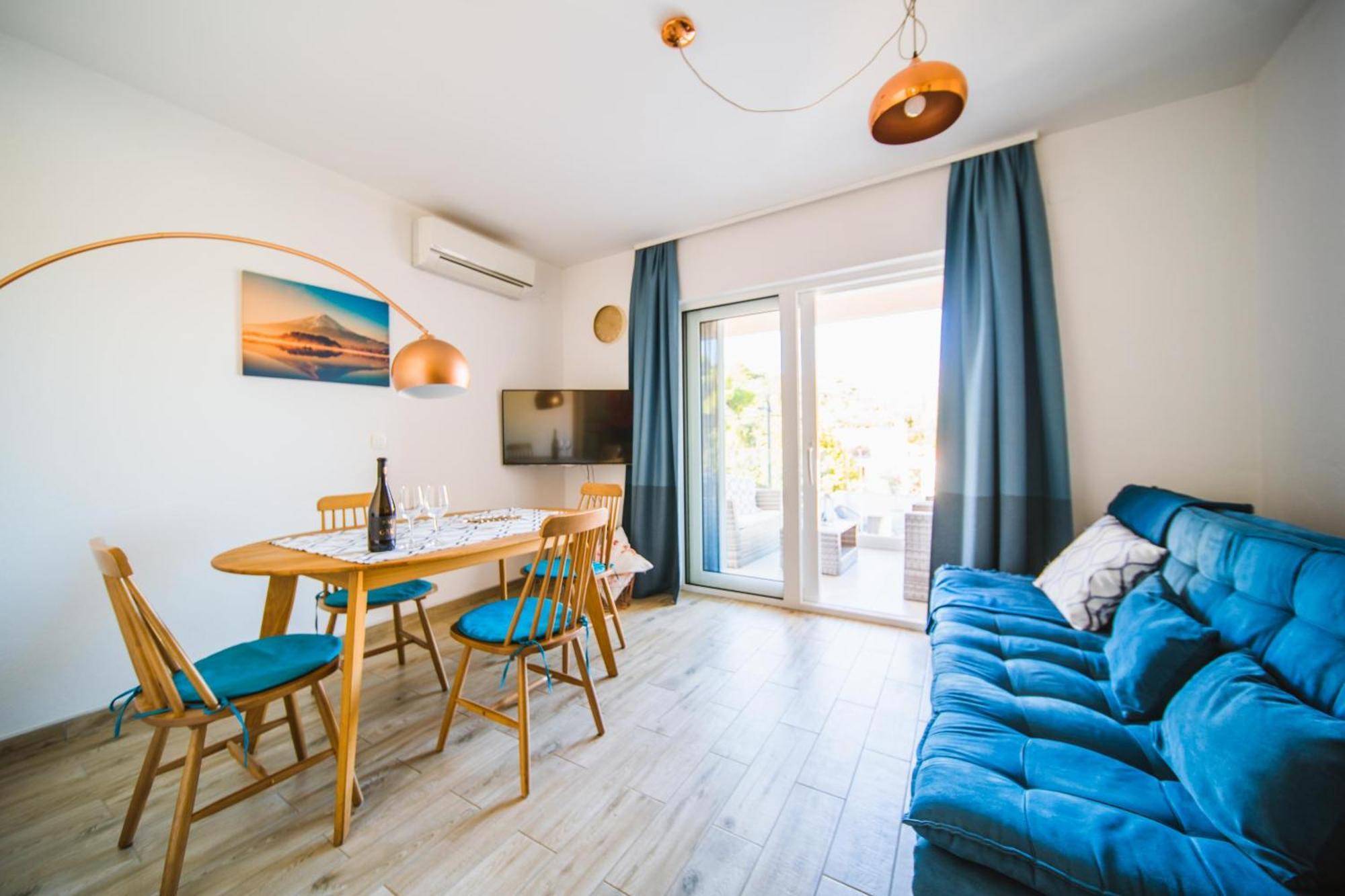 Teuta Apartment *